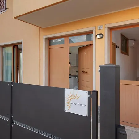 Aurorachiara 60 Apartman *