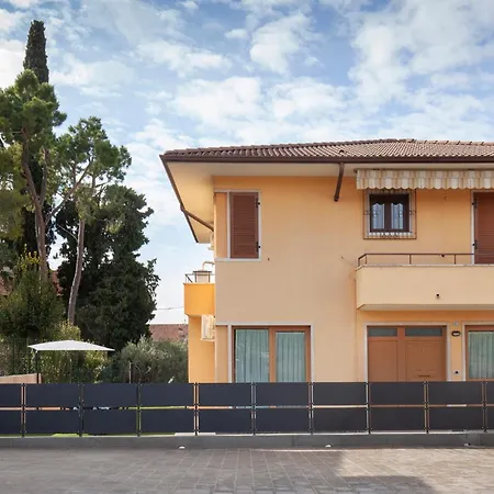 Aurorachiara 60 Apartman *